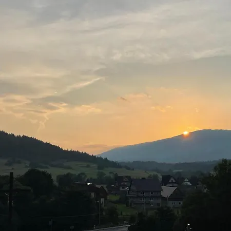 Holiday home Pietrowy Dom Blisko Babiej Gory